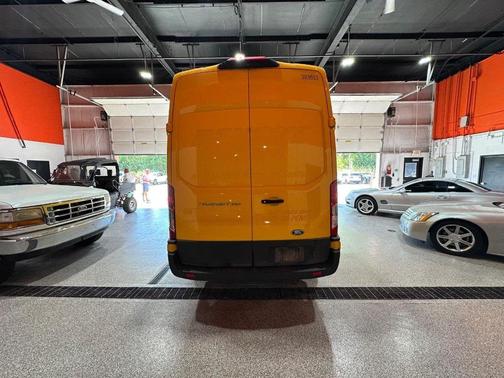 2021 Ford Transit-250 Base