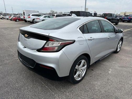 2018 Chevrolet Volt LT