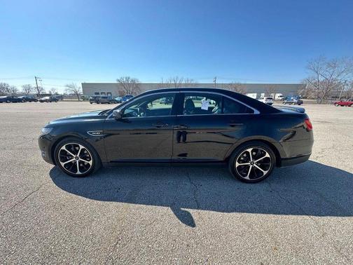 2016 Ford Taurus SHO