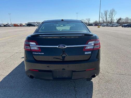 2016 Ford Taurus SHO