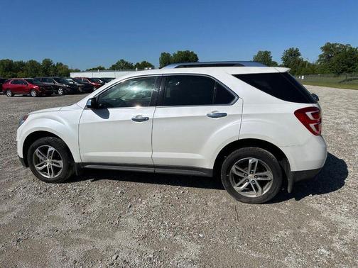 Iridescent Pearl Tricoat 2016 Chevrolet Equinox LTZ