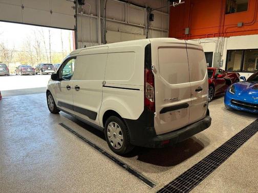 Frozen White 2022 Ford Transit Connect XL