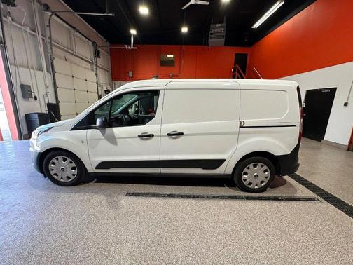 Frozen White 2022 Ford Transit Connect XL