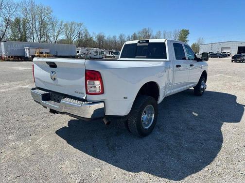 Bright White Clearcoat 2023 RAM 3500 Tradesman