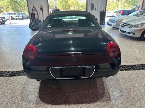 2002 Ford Thunderbird Base