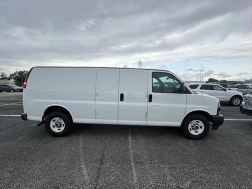 2020 GMC Savana 2500 Work Van