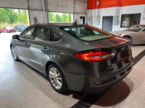 2019 Ford Fusion Hybrid SE