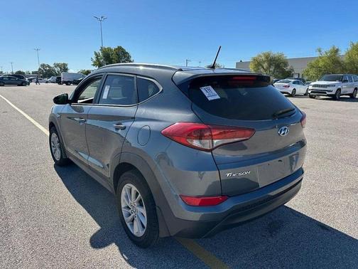 2016 Hyundai TUCSON SE