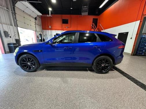2018 Jaguar F-PACE 25t Prestige
