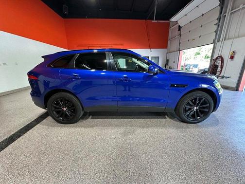 2018 Jaguar F-PACE 25t Prestige