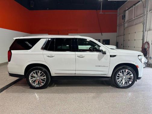 Summit White 2021 GMC Yukon Denali