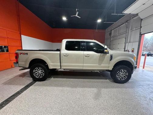 2017 Ford F-350 Lariat