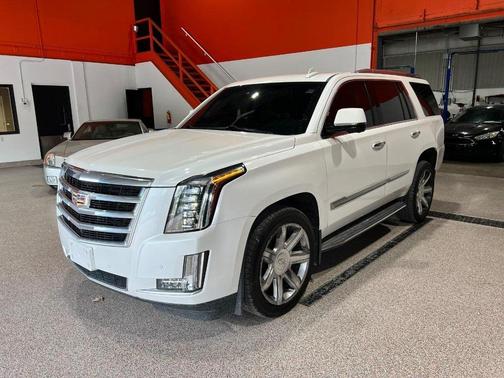 2016 Cadillac Escalade Luxury