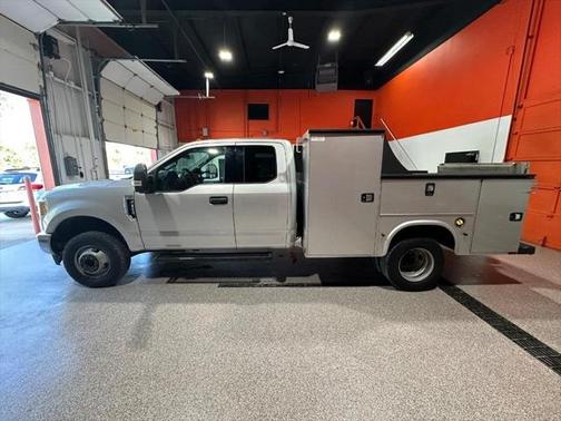 2017 Ford F-350 XLT