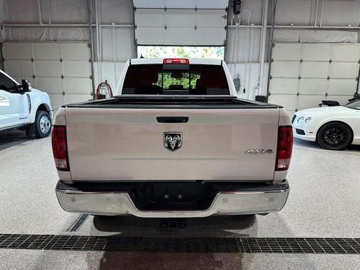 Bright White Clearcoat 2016 RAM 1500 Big Horn
