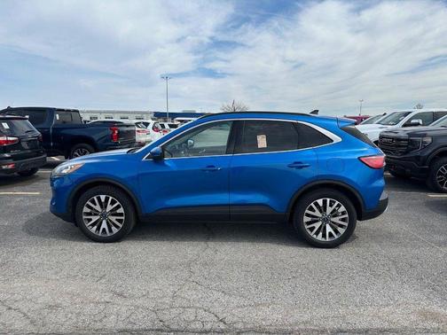 Blue Metallic 2020 Ford Escape Titanium