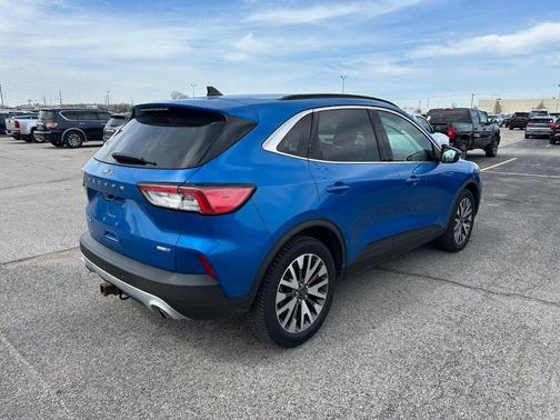 Blue Metallic 2020 Ford Escape Titanium