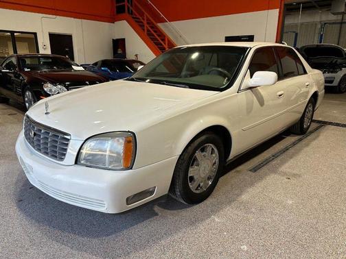 2004 Cadillac DeVille Base