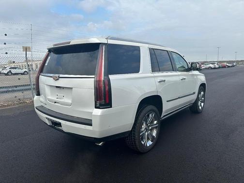 2020 Cadillac Escalade Platinum