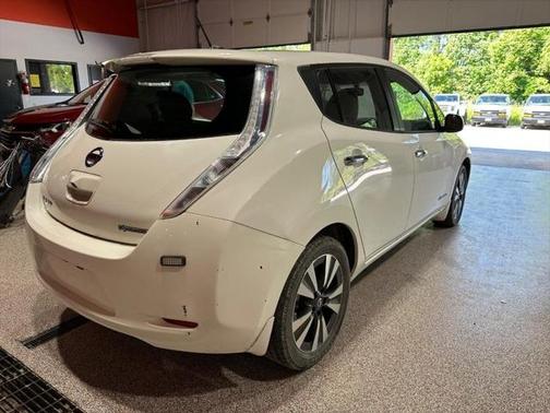 2016 Nissan Leaf SV