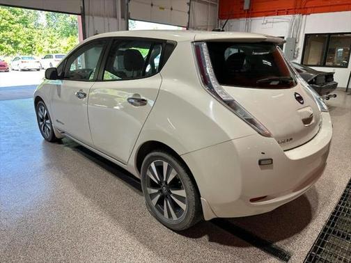 2016 Nissan Leaf SV
