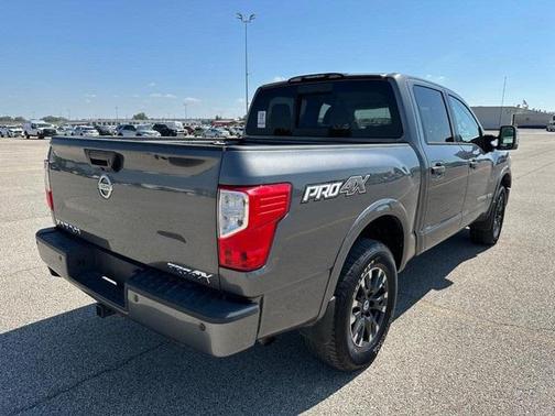 2019 Nissan Titan PRO-4X
