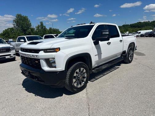 Summit White 2023 Chevrolet Silverado 2500 Custom