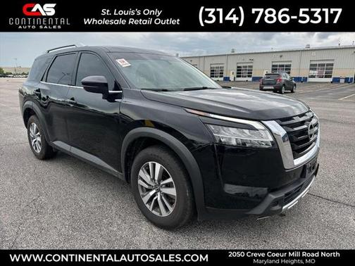2023 Nissan Pathfinder SL