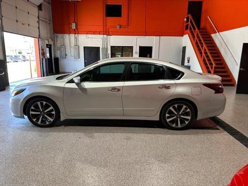 2017 Nissan Altima 2.5 SR