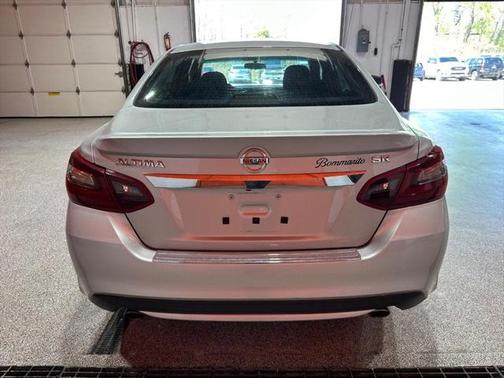 2017 Nissan Altima 2.5 SR