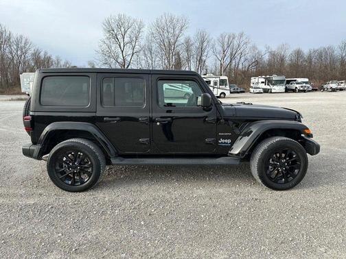 2022 Jeep Wrangler Unlimited Sahara