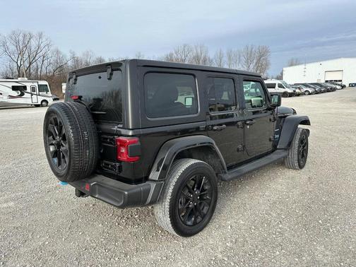 2022 Jeep Wrangler Unlimited Sahara