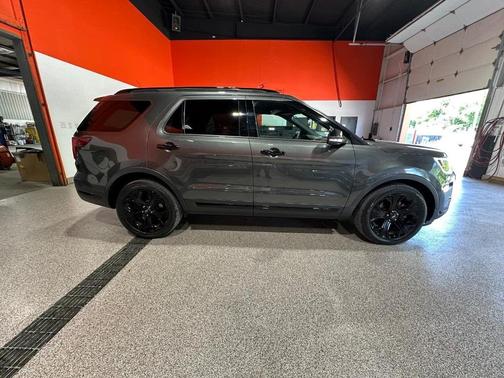 2019 Ford Explorer Sport