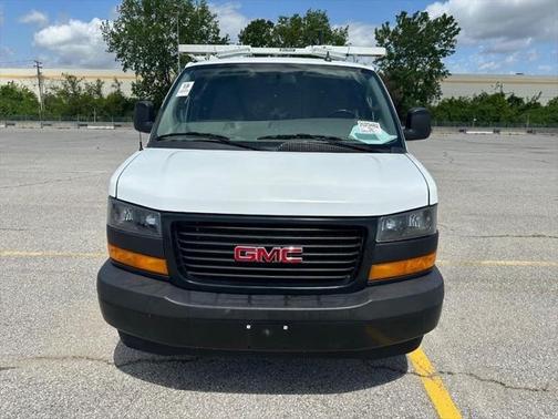 2023 GMC Savana 2500 Work Van