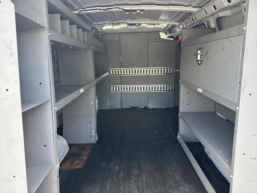2023 GMC Savana 2500 Work Van