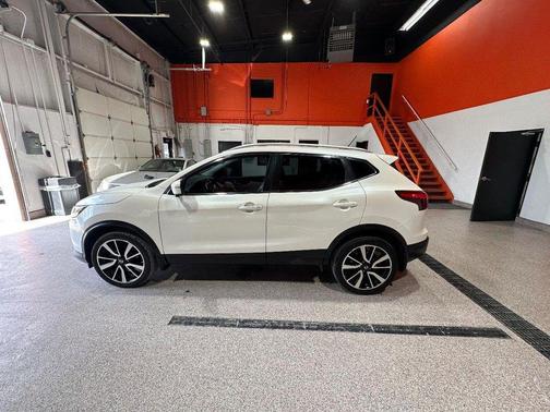 2017 Nissan Rogue Sport SL