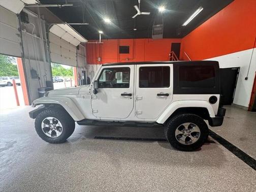 2017 Jeep Wrangler Unlimited Sahara