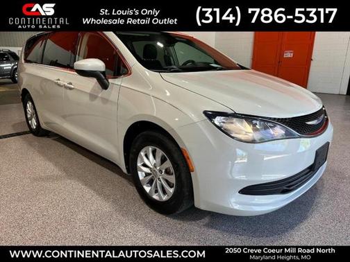 2017 Chrysler Pacifica Touring