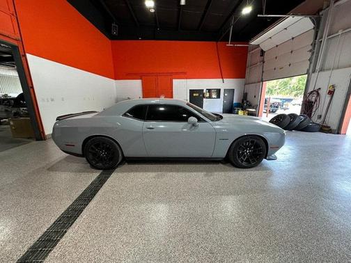 2022 Dodge Challenger R/T