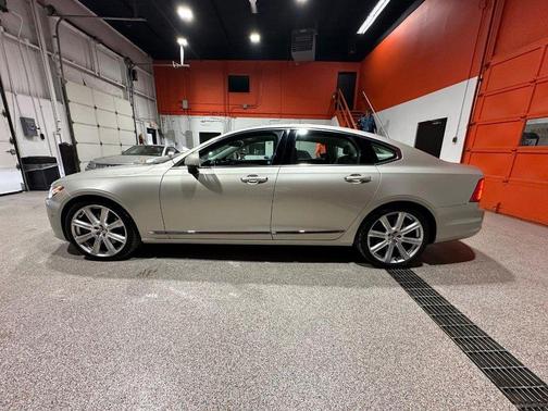 2017 Volvo S90 T6 Inscription