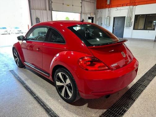 2012 Volkswagen Beetle Base