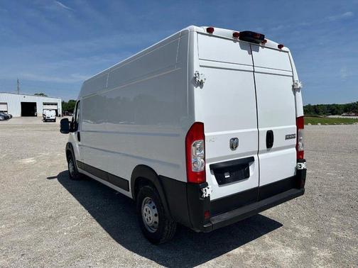 Bright White Clearcoat 2023 RAM ProMaster 2500 High Roof