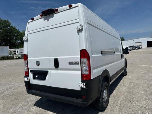 Bright White Clearcoat 2023 RAM ProMaster 2500 High Roof
