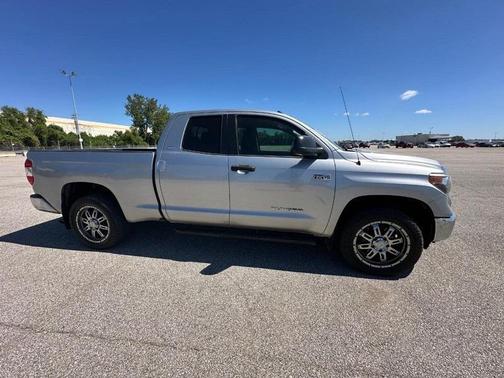 2018 Toyota Tundra SR5