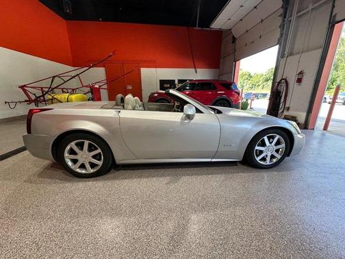 2004 Cadillac XLR Base