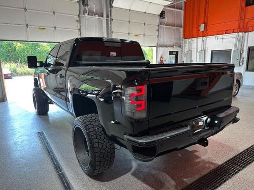 2018 Chevrolet Silverado 1500 2LT