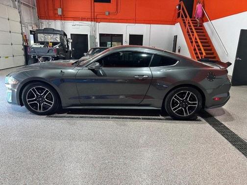 2020 Ford Mustang EcoBoost Premium