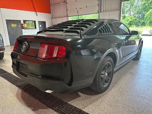 2010 Ford Mustang Base