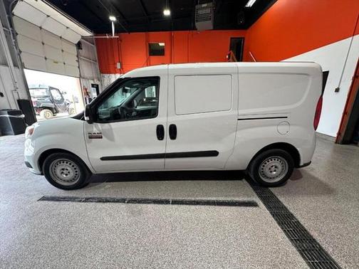 2022 RAM ProMaster City Tradesman