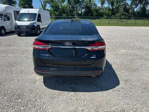 Shadow Black 2018 Ford Fusion SE